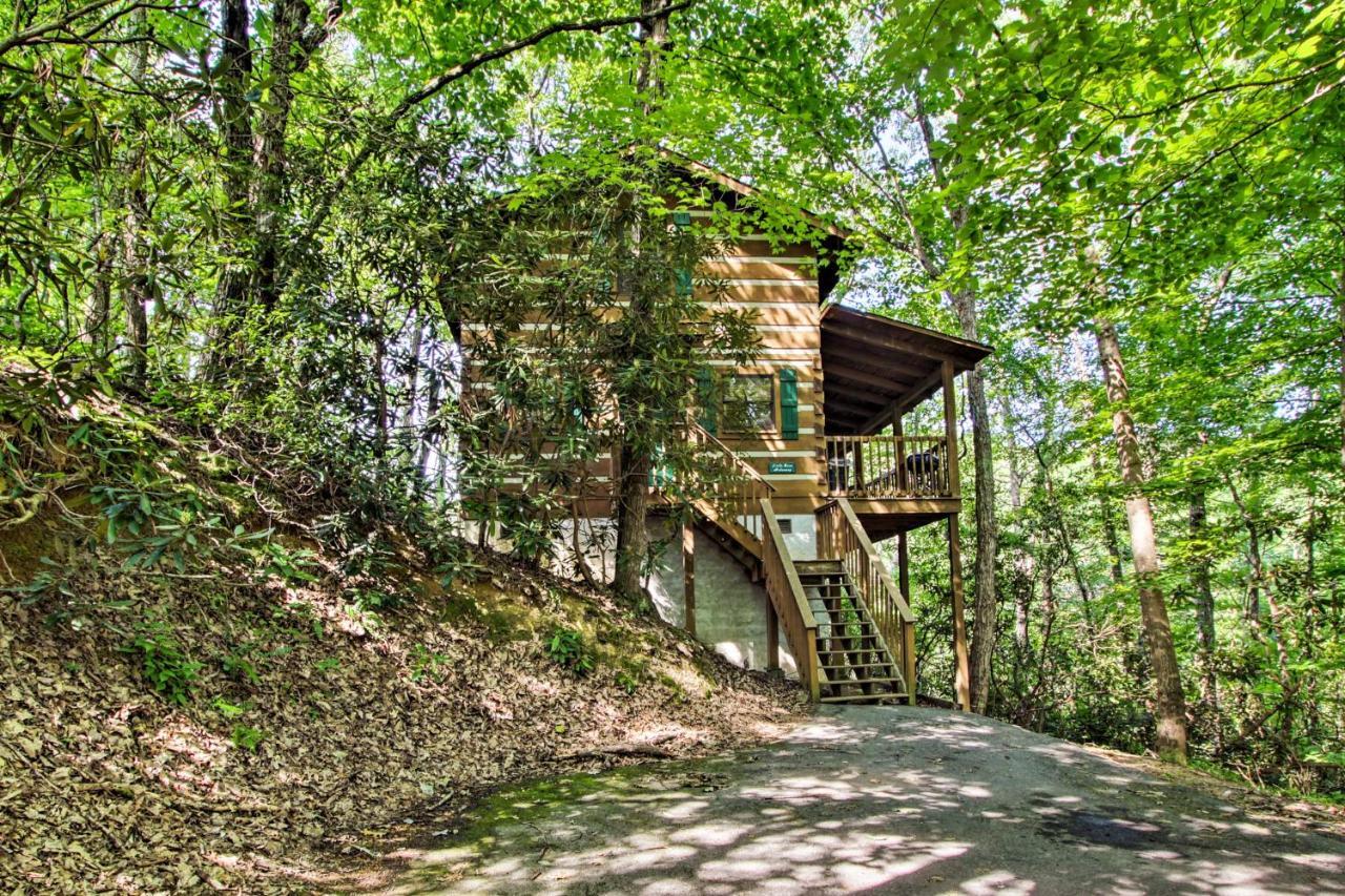 Secluded Forest Cabin, 4 Mi To Downtown Gatlinburg Exterior photo
